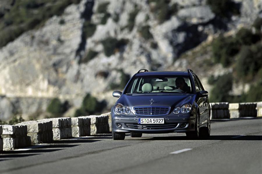  Mercedes-Benz C-Class Estate 2004 года  (фото 63 из 68)